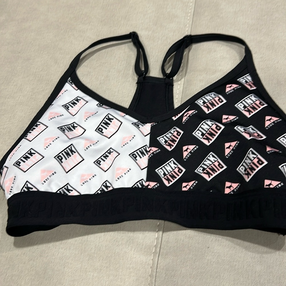 PINK ultimate Sports Bra. Medium